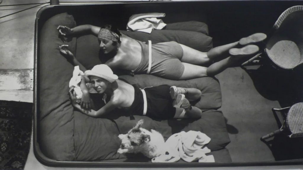 Véra et Arlette, Cannes, May 1927 by Jacques Henri Lartigue