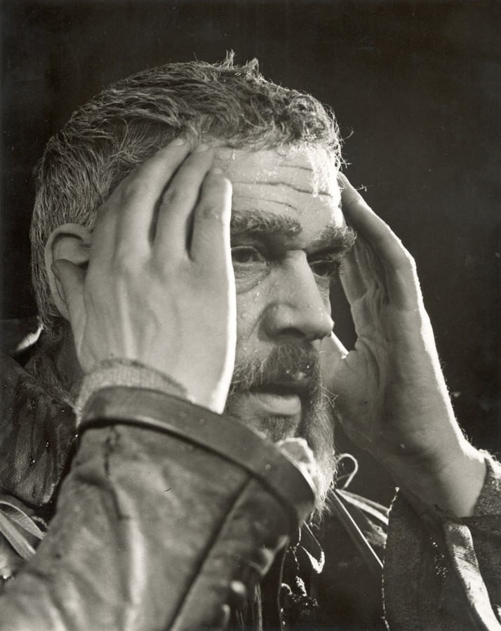 king-lear_-1962_-paul-scofield-as-king-lear_1962_photo-by-angus-mcbean-_c_-rsc_51165